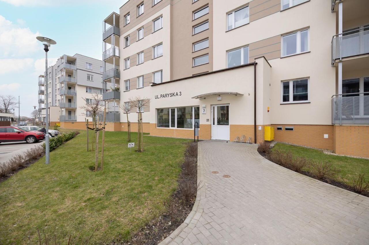 Apartamenty Paryska By Renters كولوبرزيغ المظهر الخارجي الصورة