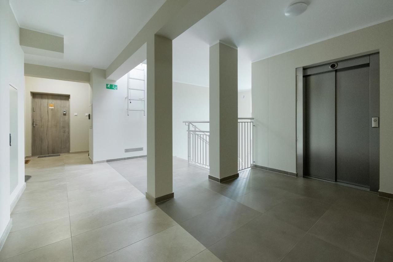 Apartamenty Paryska By Renters كولوبرزيغ المظهر الخارجي الصورة