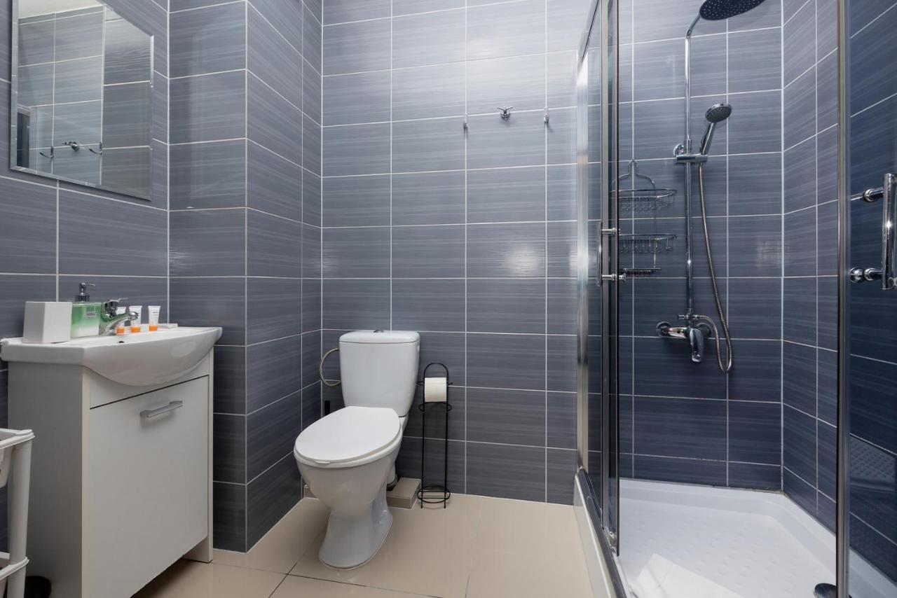 Apartamenty Paryska By Renters كولوبرزيغ المظهر الخارجي الصورة